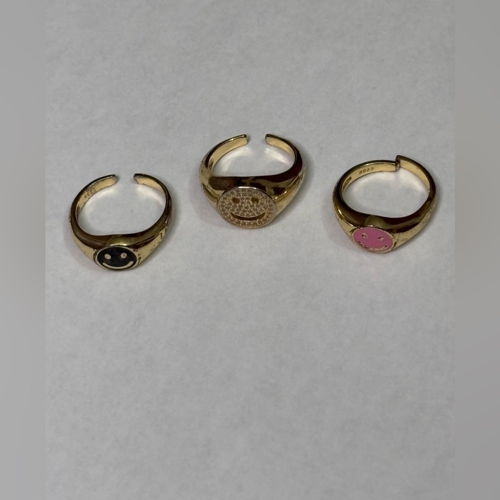 Gold Smiley Face Rings Set - Picture 3 of 3